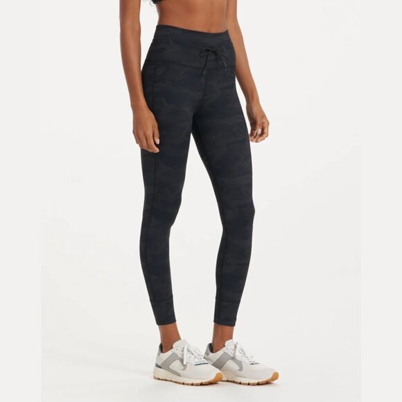 Vuori Pants - Vuori Daily Legging Black Camo 7/8 Length BreatheInterlock™